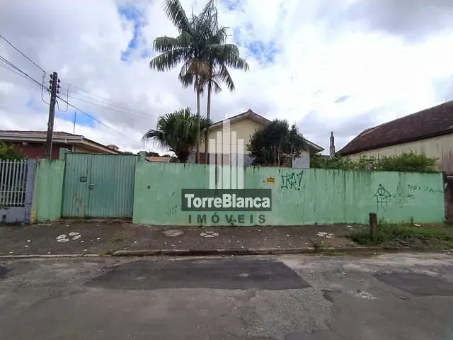 Casa com 462m² 3 quartos e 2 banheiros, à venda, no bairro Uvaranas em Ponta Grossa