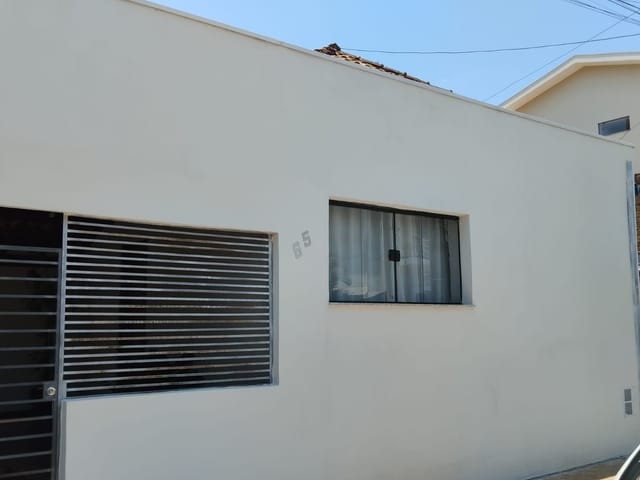 Casa com 300m² 3 quartos e 2 banheiros, à venda, no bairro Centro em São João da Boa Vista