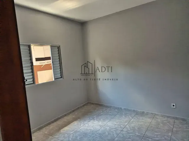 Casa com 600m² 2 quartos e 1 banheiro, à venda, no bairro Jardim Santa Teresa em Mogi das Cruzes