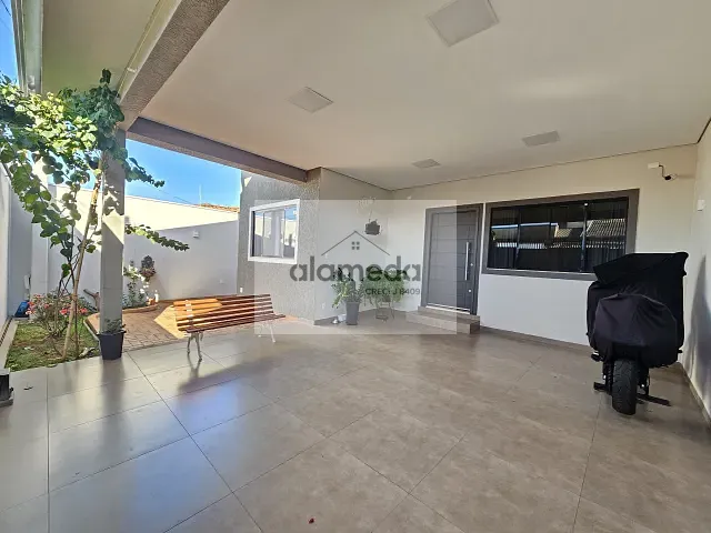 Casa com 560m² 3 quartos e 3 banheiros, à venda, no bairro POMPÉIA 3 em Jacarezinho