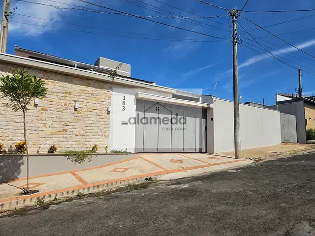 Casa com 560m² 3 quartos e 3 banheiros, à venda, no bairro POMPÉIA 3 em Jacarezinho