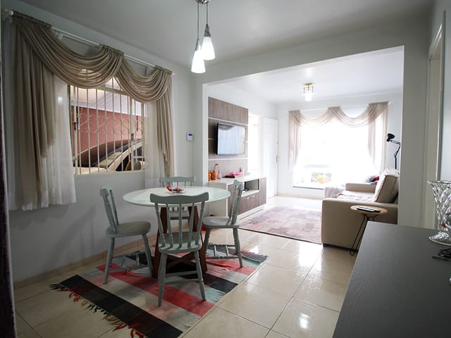 Casa com 150m² 2 quartos e 1 banheiro, à venda, no bairro Estrela em Ponta Grossa