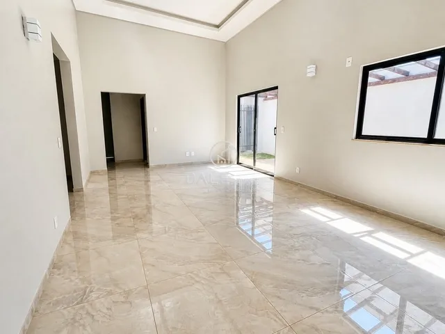 Casa com 300m² 3 quartos e 5 banheiros, à venda, no bairro Alto da Boa Vista (Sobradinho) em Brasília