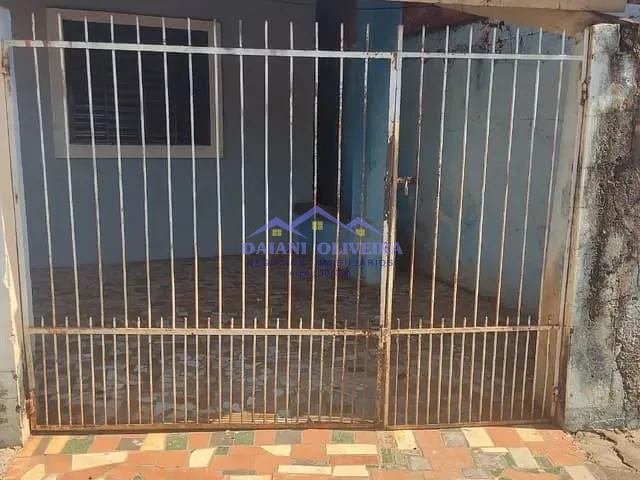 Casa 1 quarto e 1 banheiro, para alugar, no bairro CENTRO em Cambará