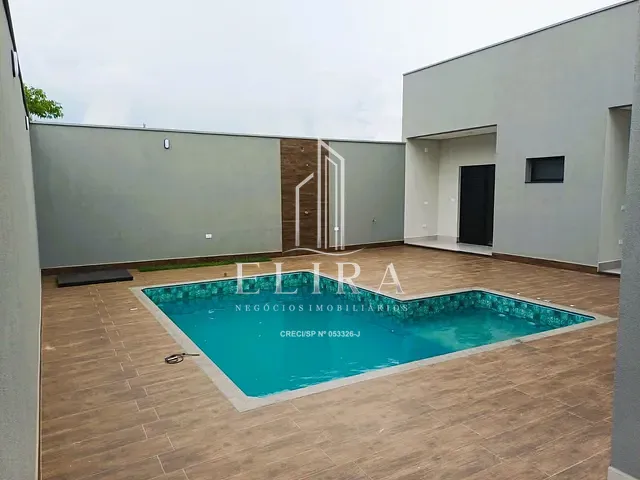 Casa com 357m² 3 quartos e 3 banheiros, à venda, no bairro Jardim Itapuã em Santa Bárbara D'Oeste