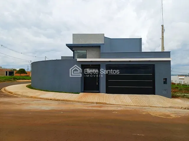 Casa com 357m² 3 quartos e 3 banheiros, à venda, no bairro Jardim Itapuã em Santa Bárbara D'Oeste