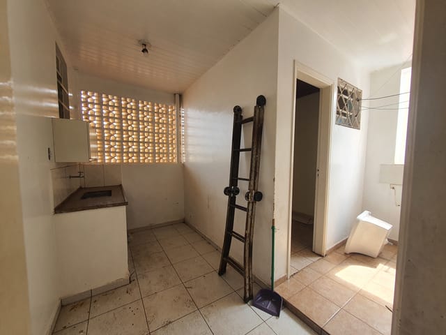 Casa com 120m² 3 quartos e 2 banheiros, para alugar, no bairro Centro em São José do Rio Preto