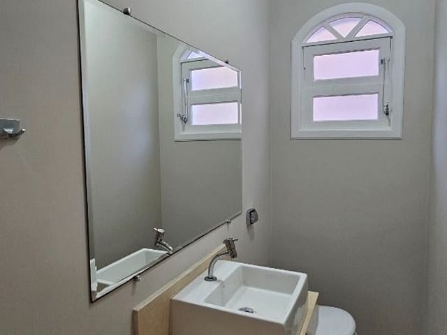 Casa com 162m² 3 quartos e 3 banheiros, à venda, no bairro Urbanova em São José dos Campos