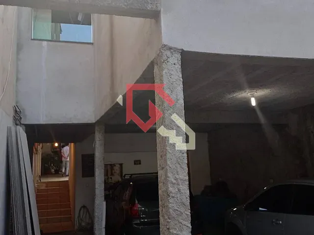 Casa 4 quartos e 3 banheiros, à venda, no bairro Jardim Hélida em Mauá