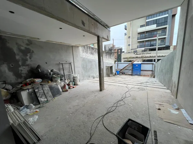 Casa 3 quartos e 4 banheiros, à venda, no bairro Três Marias em São José dos Pinhais