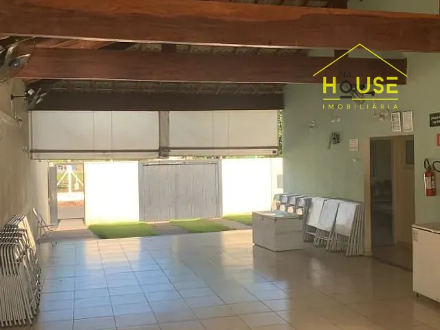 Casa com 271m², à venda, no bairro Jardim Alvorada em Votuporanga