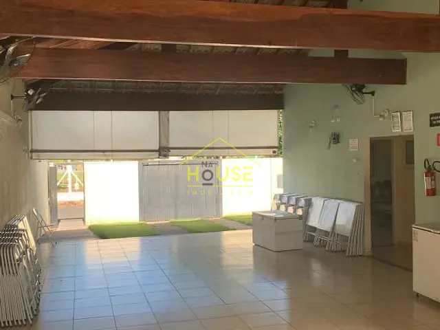 Casa com 271m², à venda, no bairro Jardim Alvorada em Votuporanga