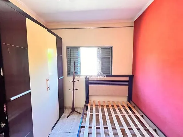 Casa com 300m² 3 quartos e 1 banheiro, à venda, no bairro Planalto Verde III em Pederneiras