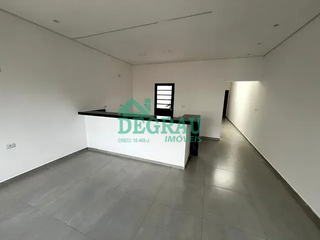 Casa 2 quartos e 1 banheiro, à venda, no bairro Jardim Bela Vista em Itapeva