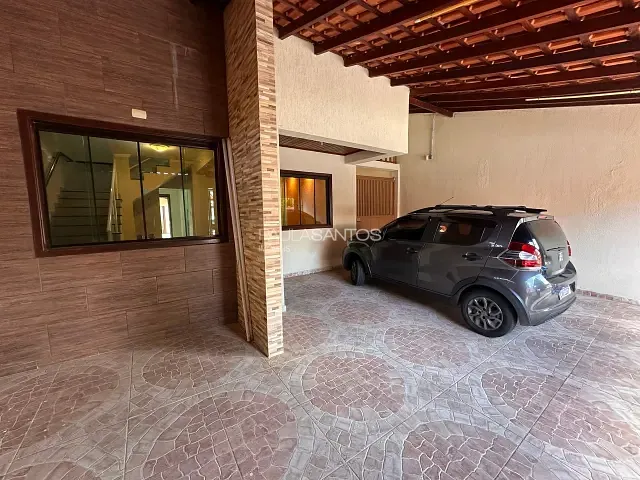 Casa com 200m² 3 quartos e 4 banheiros, à venda, no bairro Central Parque Sorocaba em Sorocaba