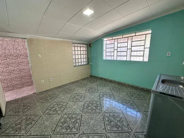 Casa 3 quartos e 1 banheiro, à venda, no bairro Jardim Bahia em Paulo Afonso