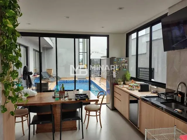 Casa 3 quartos e 5 banheiros, à venda, no bairro Alphaville em Santana de Parnaíba