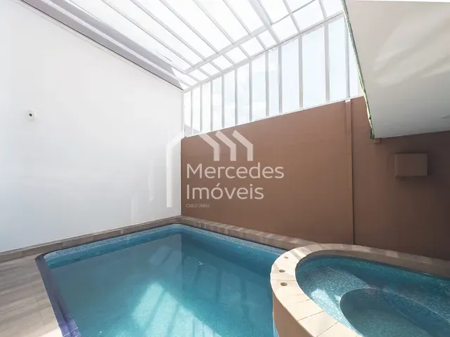 Casa com 300m² 3 quartos e 4 banheiros, à venda, no bairro São João em Itajaí