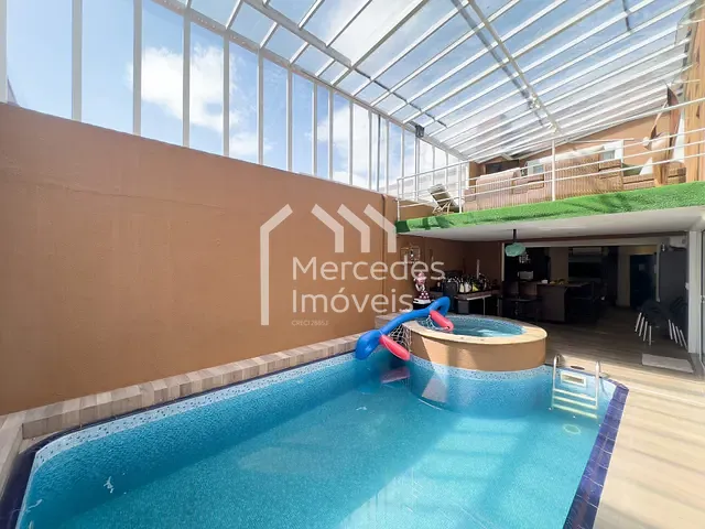 Casa com 300m² 3 quartos e 4 banheiros, à venda, no bairro São João em Itajaí