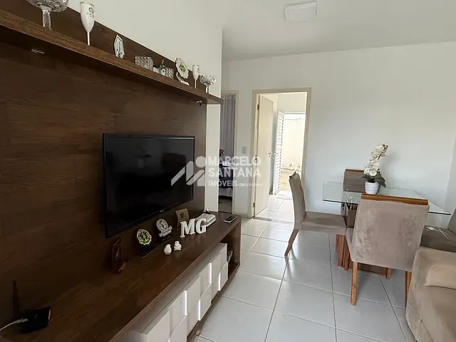 Casa 2 quartos e 2 banheiros, para alugar, no bairro Primavera em Vitória da Conquista