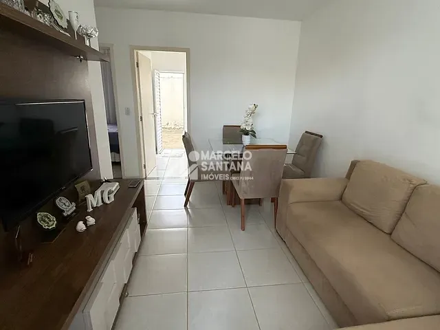 Casa 2 quartos e 2 banheiros, para alugar, no bairro Primavera em Vitória da Conquista