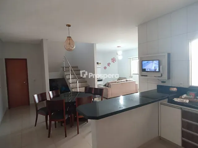 Casa com 267m² 4 quartos e 3 banheiros, à venda, no bairro Cidade Jardim em Anápolis