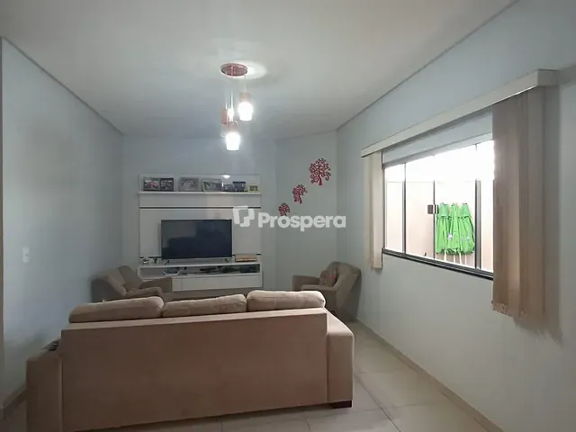 Casa com 267m² 4 quartos e 3 banheiros, à venda, no bairro Cidade Jardim em Anápolis