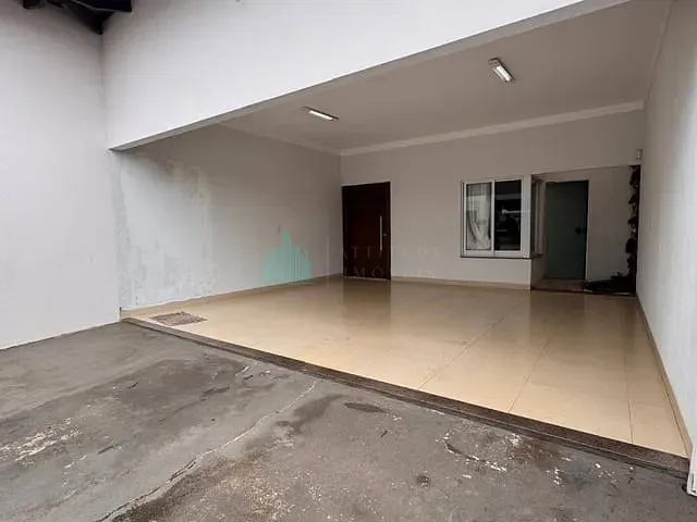 Casa 3 quartos e 2 banheiros, à venda, no bairro Jardim Europa em Catalão