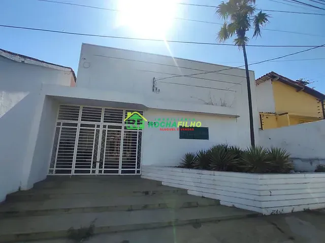 Casa com 300m², à venda, no bairro Centro em Teresina