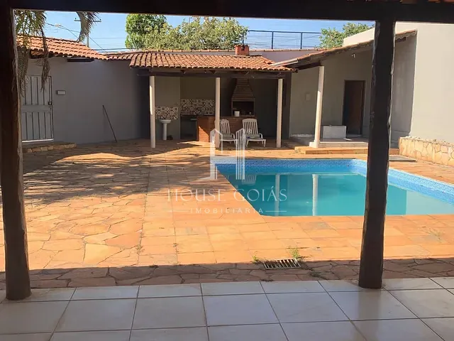 Casa com 590m² 4 quartos e 4 banheiros, à venda, no bairro Setor Faiçalville em Goiânia