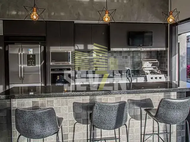 Casa com 412m², à venda, no bairro Panorama Parque em Bauru