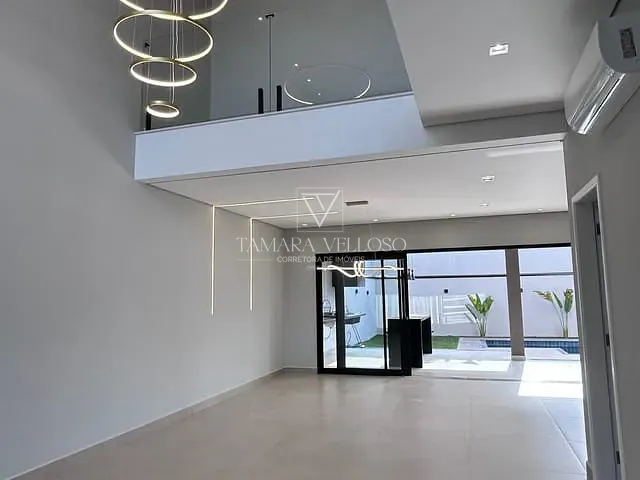 Casa 3 quartos e 5 banheiros, à venda, no bairro Cézar de Souza em Mogi das Cruzes