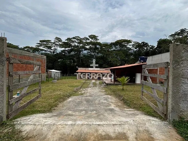 Casa 1 quarto e 1 banheiro, à venda, no bairro Centro em Rio Claro