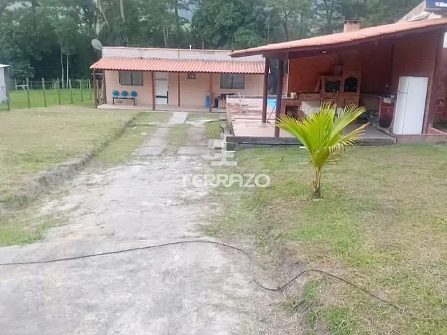 Casa 1 quarto e 1 banheiro, à venda, no bairro Centro em Rio Claro