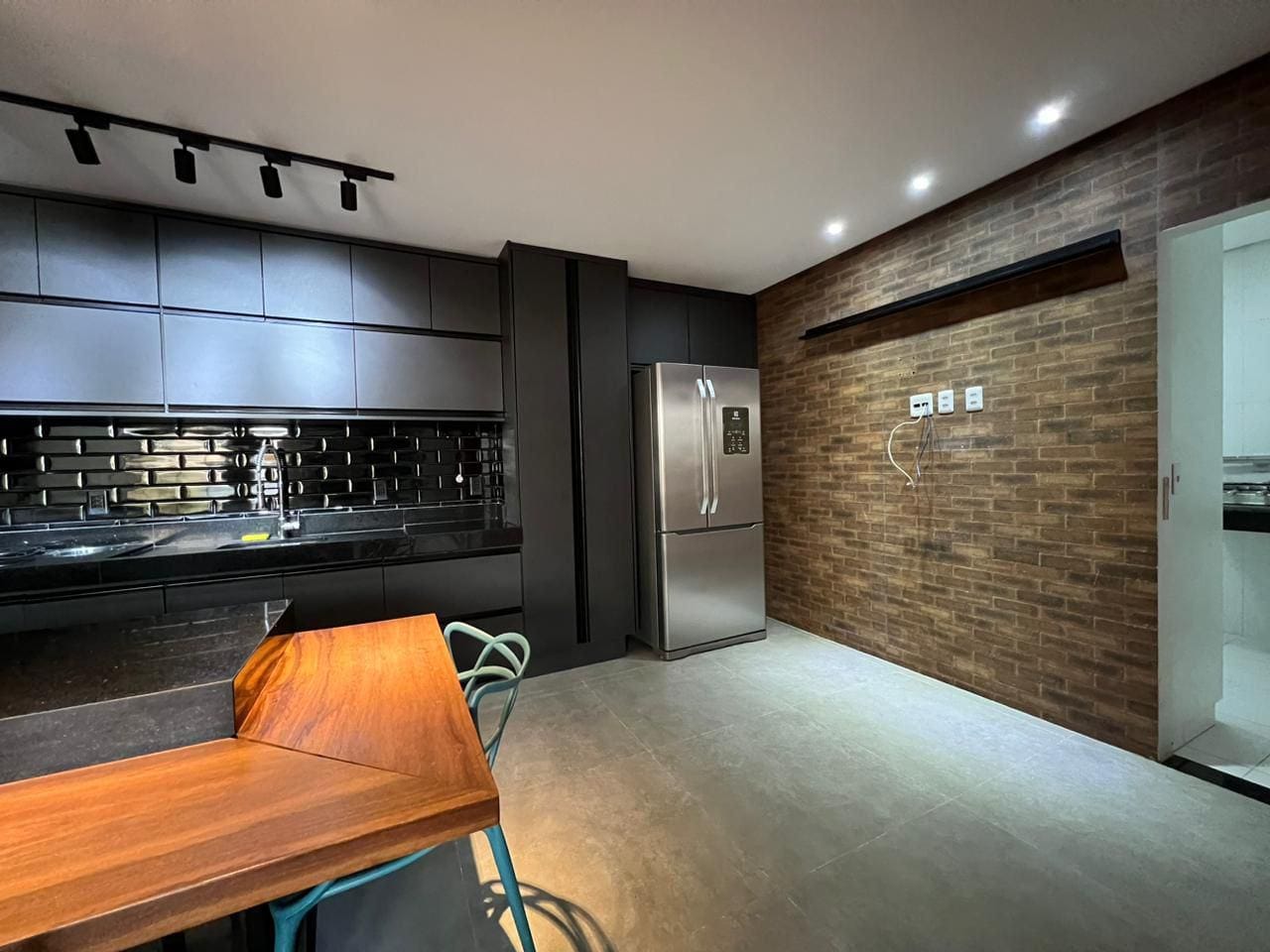 Casa à venda com 3 quartos, 190m² - Foto 10