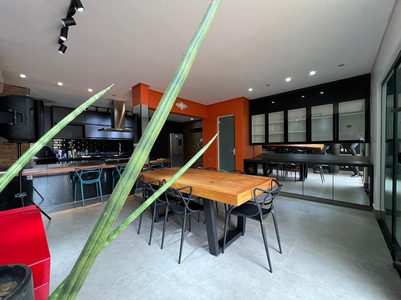 Casa à venda com 3 quartos, 190m² - Foto 4