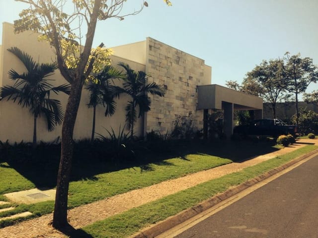 Foto do Casa - Casa à venda 4 Quartos, 1000M², Flamboyant Residencial Park, Uberaba - MG | ZUCATO IMOBILIARIA LTDA