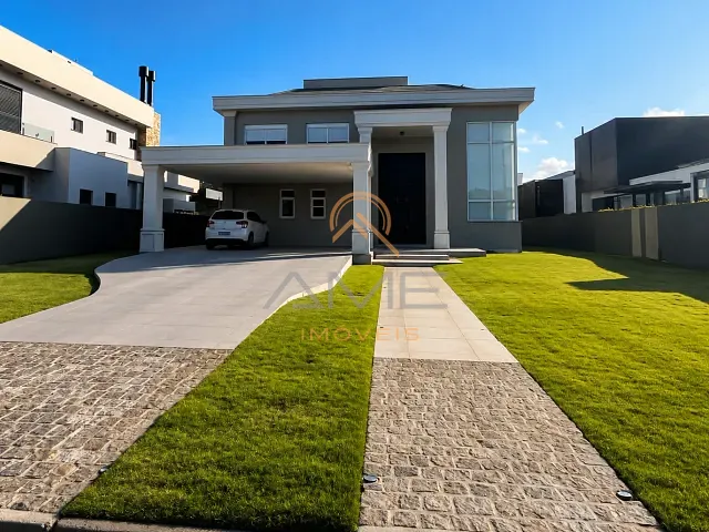 Casa 4 quartos e 4 banheiros, à venda, no bairro Laranjal em Pelotas