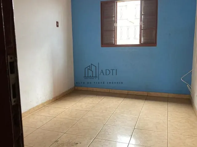Casa 2 quartos e 1 banheiro, à venda, no bairro Jardim Universo em Mogi das Cruzes