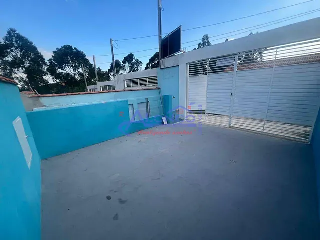 Casa com 180m² 2 quartos e 1 banheiro, à venda, no bairro Bandeira Branca em Jacareí