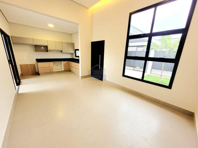 Casa com 150m² 3 quartos e 2 banheiros, à venda, no bairro Parque Residencial Sabiás em Indaiatuba