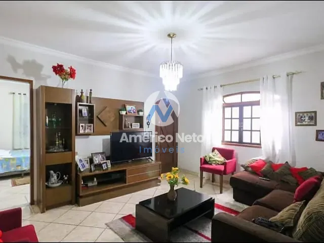 Casa 3 quartos e 2 banheiros, à venda, no bairro Mauá em São Caetano do Sul
