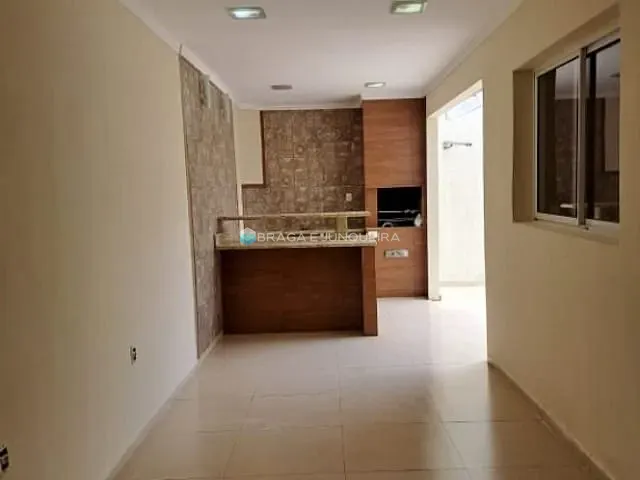 Casa com 220m² 3 quartos e 3 banheiros, à venda, no bairro Jardim Caparroz em São José do Rio Preto