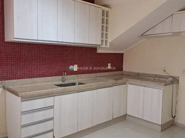 Casa com 220m² 3 quartos e 3 banheiros, à venda, no bairro Jardim Caparroz em São José do Rio Preto
