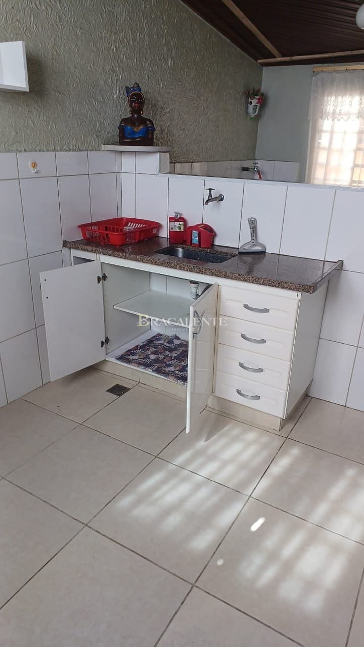 Casa, 3 quartos, 170 m² - Foto 3