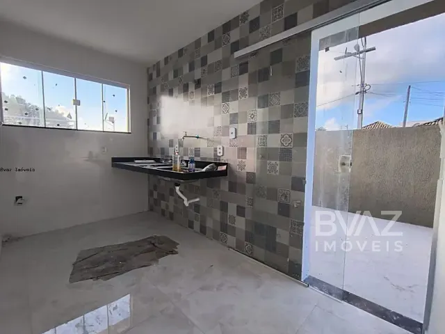 Casa com 180m² 2 quartos e 1 banheiro, à venda, no bairro Guriri em Cabo Frio