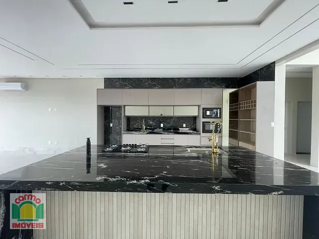 Casa com 490m² 4 quartos e 5 banheiros, para alugar, no bairro Residencial Anaville em Anápolis