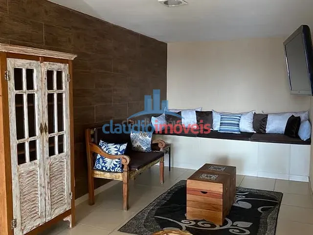 Casa com 305m² 5 quartos e 4 banheiros, à venda, no bairro Jardim Amália em Volta Redonda