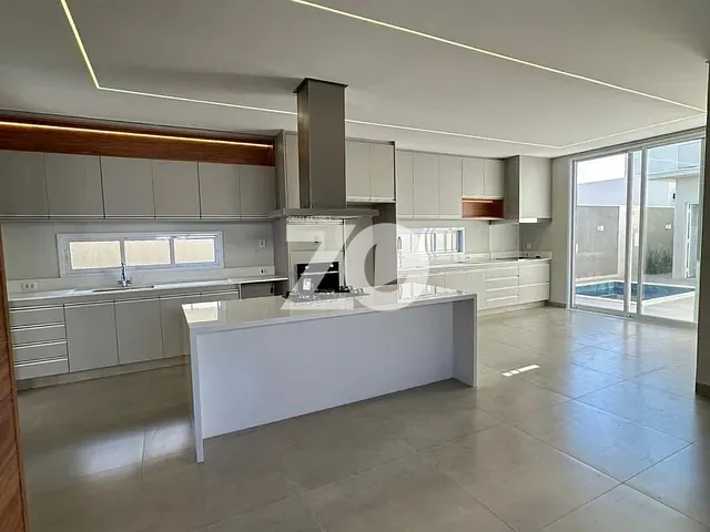 Casa 3 quartos e 5 banheiros, à venda, no bairro Vila Santista em Bauru