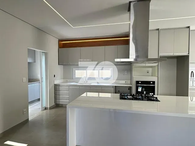 Casa 3 quartos e 5 banheiros, à venda, no bairro Vila Santista em Bauru